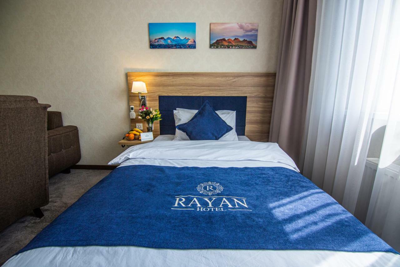 Rayan Hotel Osh Exterior photo
